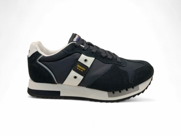 PE26---blauer---QUEENS01MESNVYWHI.JPG
