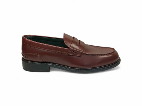 PE26---clarks---183358WINELEATHER.JPG