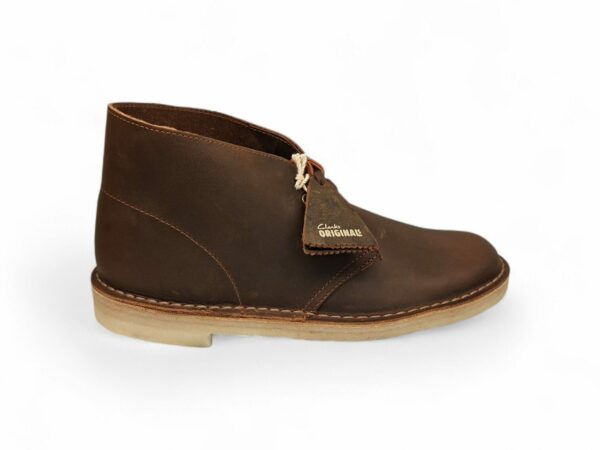 PE26---clarks---DESERTBOOTLEATHERBEESWOX.JPG